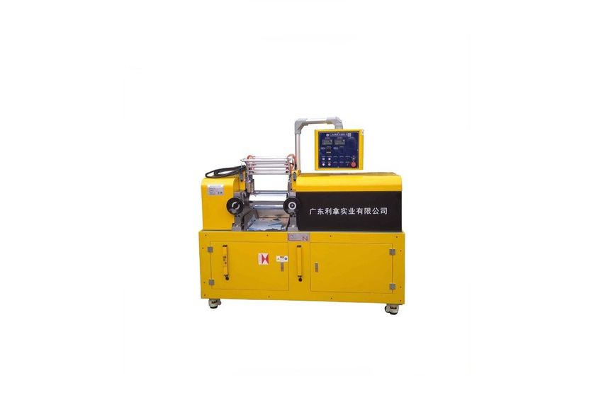 廣東利拿實業硅膠橡膠開煉機引領行業新標準